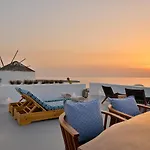 Cape Villa Ía